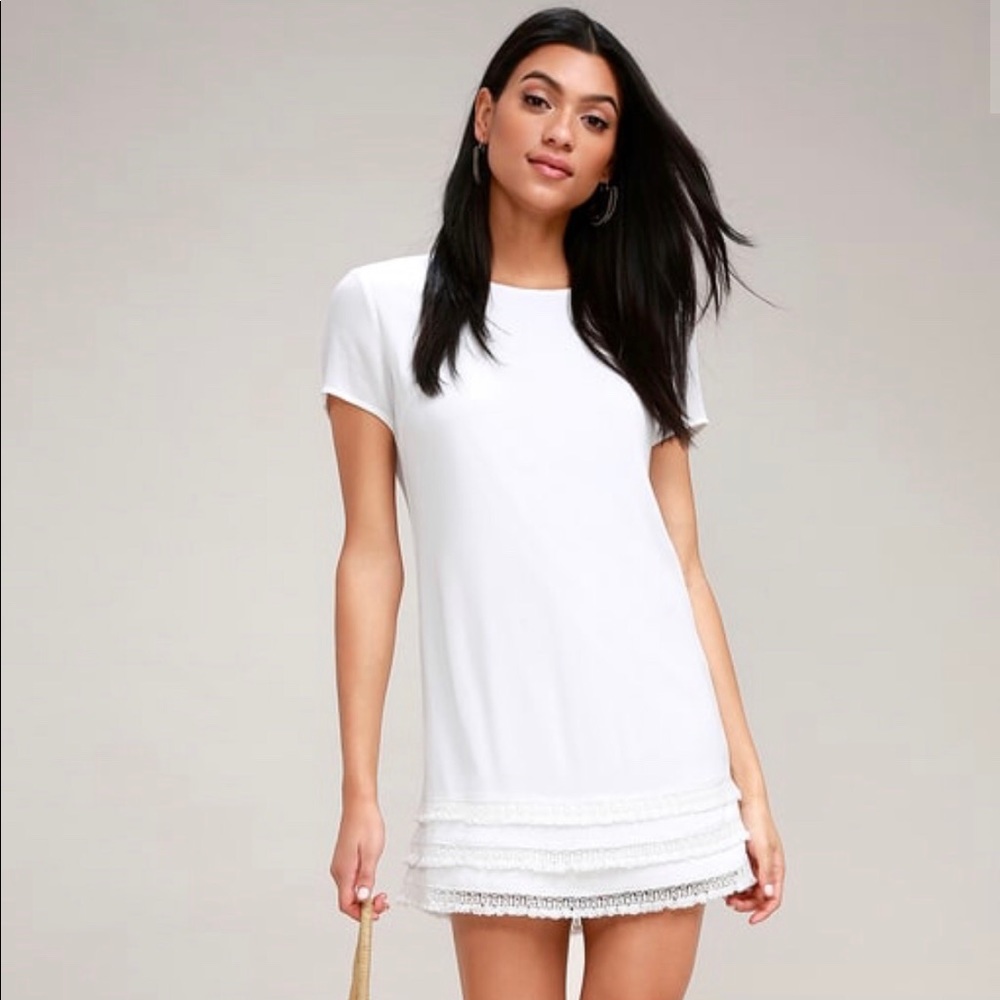 NWOT Lulu’s Buenos Aires White Shift Dress